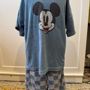 Disney Junior Blue and white terry cloth Mickey Mouse short Set size 6